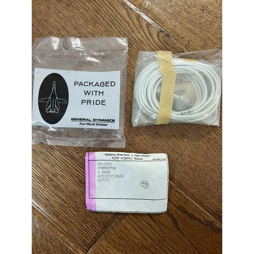 GENERAL DYNAMICS CONNECTOR PART # 20-3625 AF33(657)8260 C/7/67